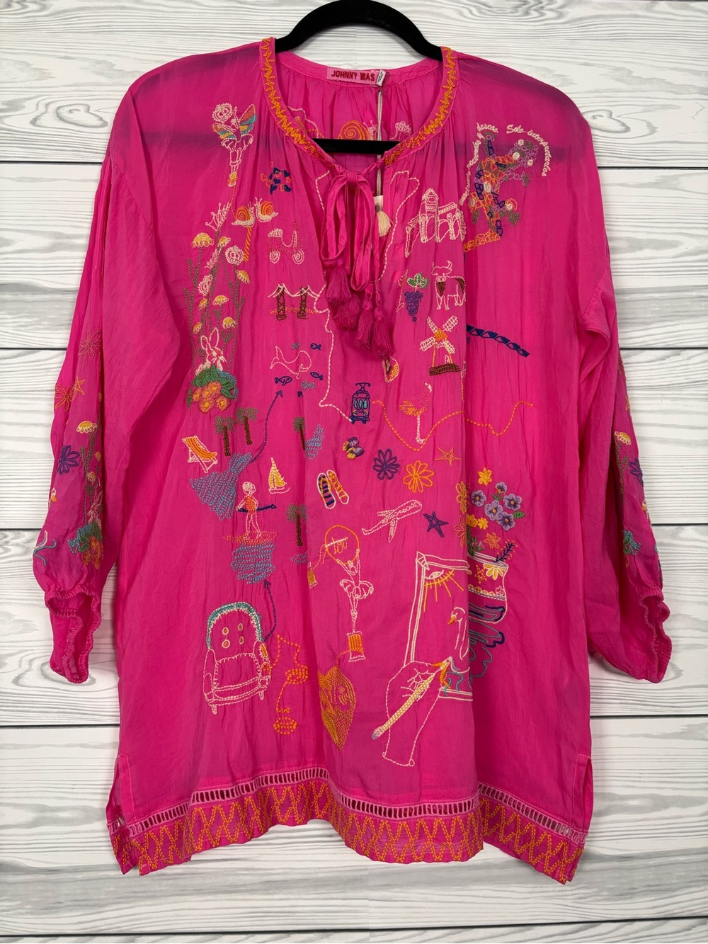 Johnny Was Zadonia blouse Fatima size medium fuchsia pink embroidered NWT - Picture 2 of 16